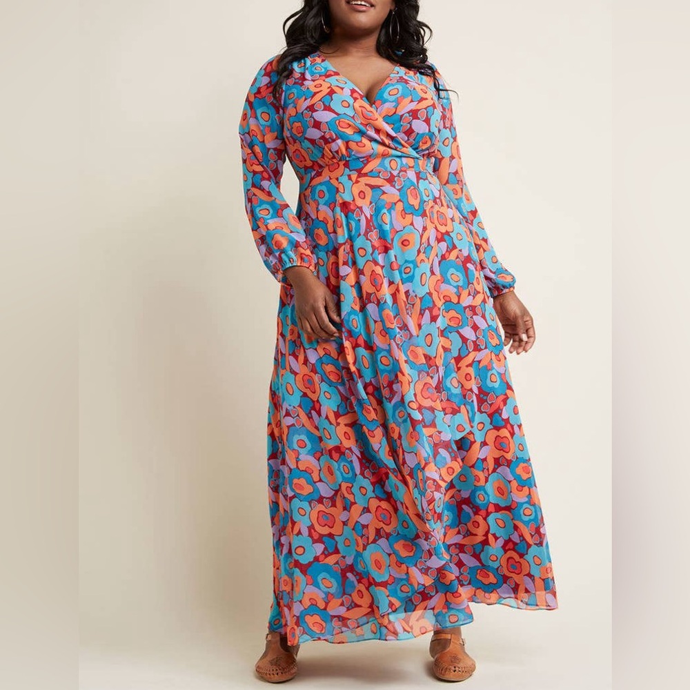 ModCloth Floral Long Sleeve Maxi Dress
